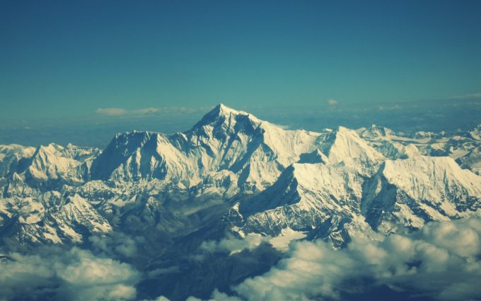 Everest Mountain Sky Tops Desktop Background