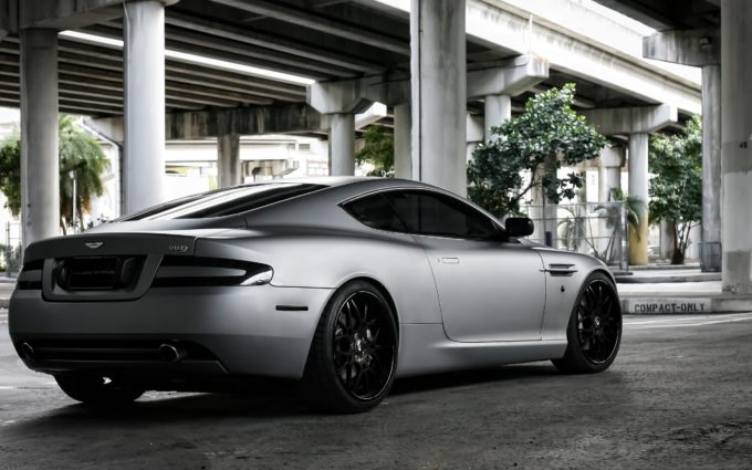Aston Martin Desktop Background 18